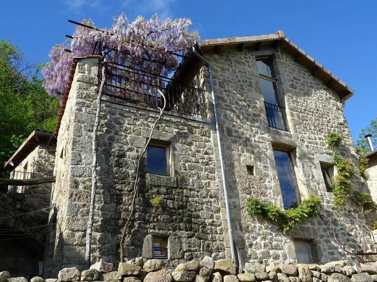 Gite De Chapeleche Les Glycines Gluiras