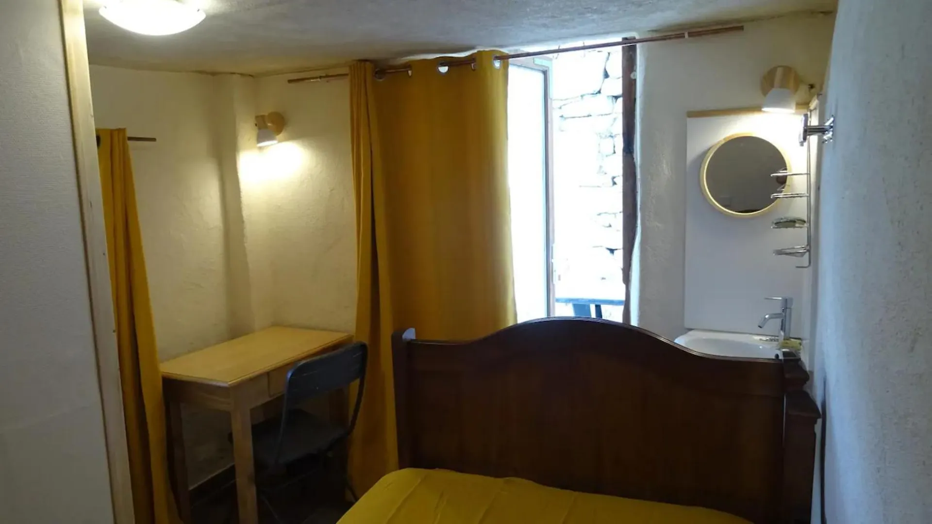 Holiday home Gite De Chapeleche Les Glycines Gluiras France