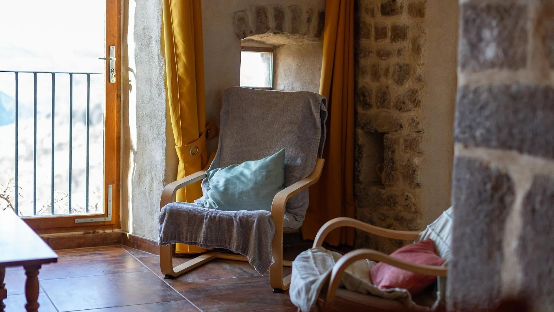 Gite De Chapeleche Les Glycines Gluiras Holiday home